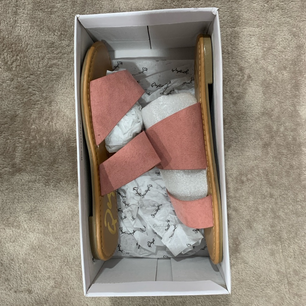 Pink Sandals - Picture 4 of 5